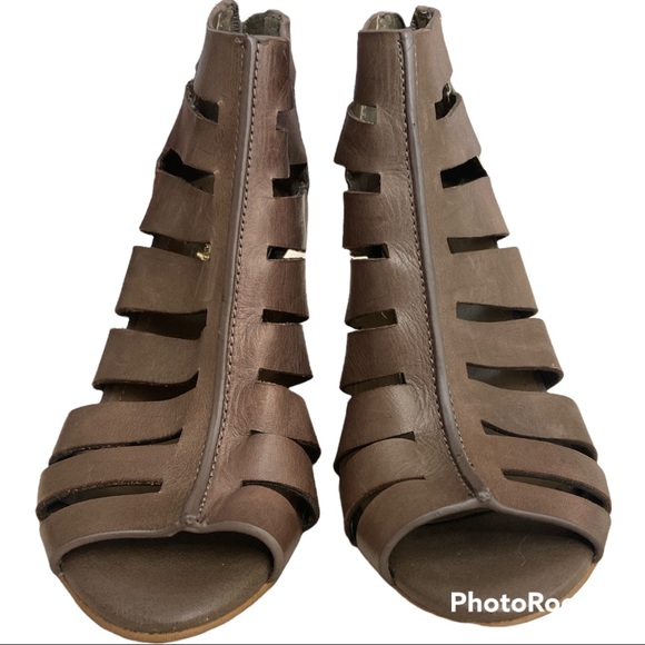 BCBGeneration Strappy Wedge - Picture 5 of 10